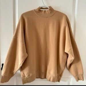 TNA Cozy Fleece Mega Crew is oversized size S